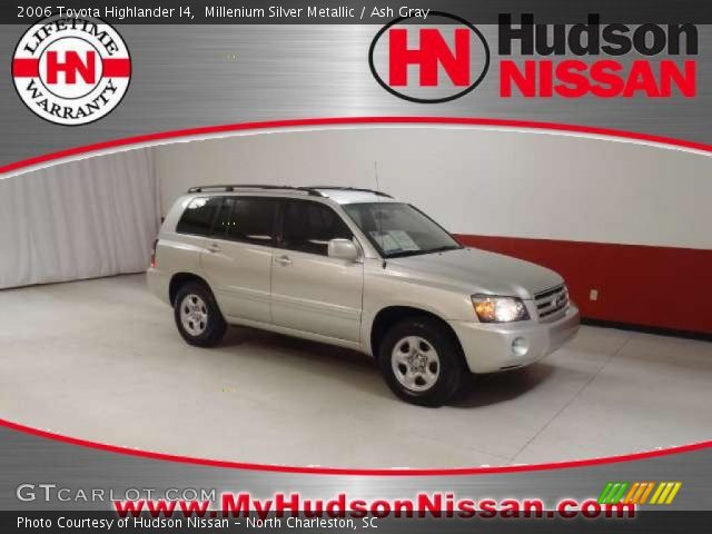 2006 Toyota Highlander I4 in Millenium Silver Metallic