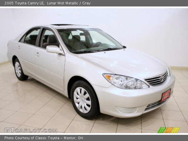 2005 Toyota Camry LE in Lunar Mist Metallic