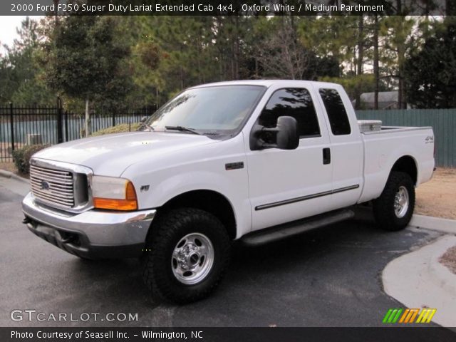 2000 Ford F250 Super Duty Lariat Extended Cab 4x4 in Oxford White