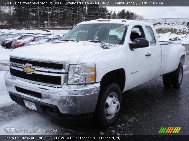 2011 Chevrolet Silverado 3500HD Extended Cab 4x4 Dually in Summit White