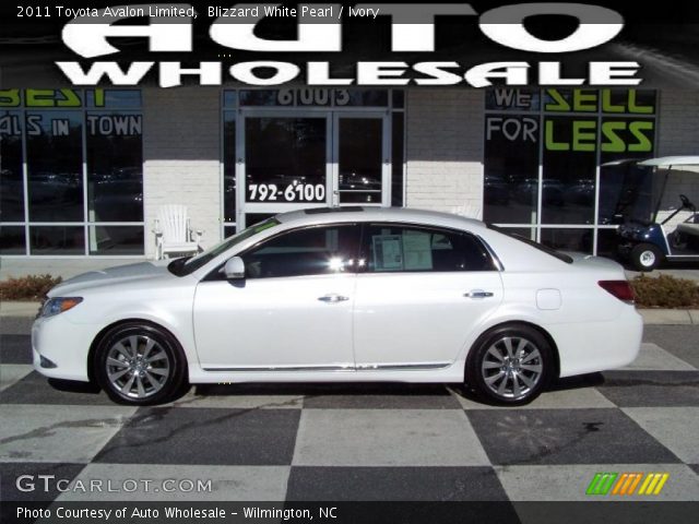 2011 Toyota Avalon Limited in Blizzard White Pearl