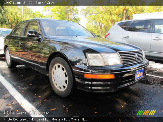 1997 Lexus LS 400 in Black