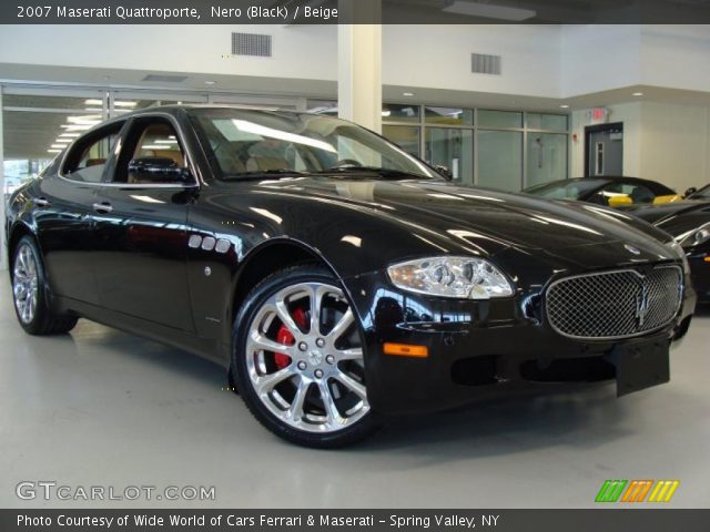 2007 Maserati Quattroporte  in Nero (Black)