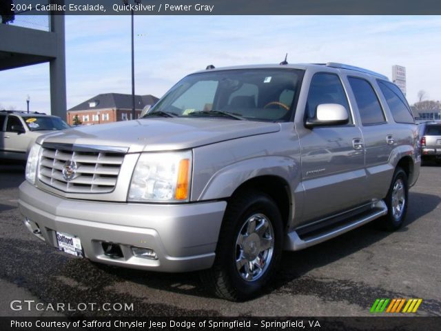 2004 Cadillac Escalade  in Quicksilver