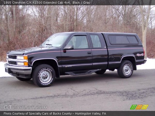 1995 Chevrolet C/K K1500 Extended Cab 4x4 in Black