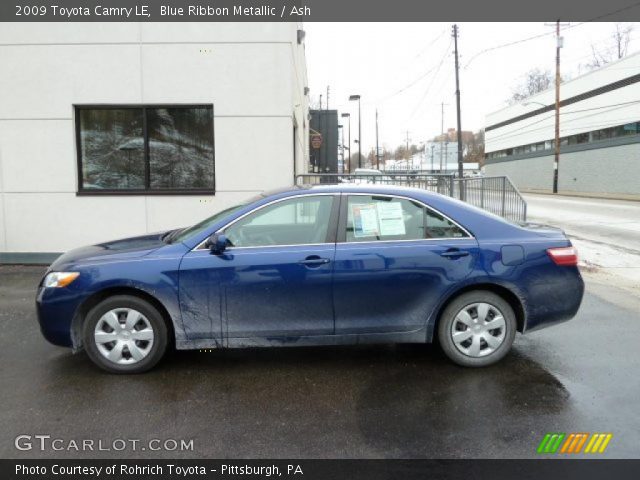 2009 Toyota Camry LE in Blue Ribbon Metallic