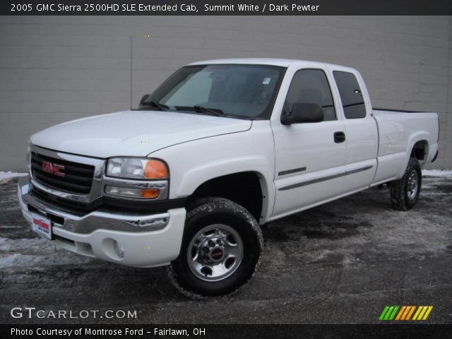 2005 GMC Sierra 2500HD SLE Extended Cab in Summit White