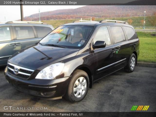 2008 Hyundai Entourage GLS in Galaxy Black