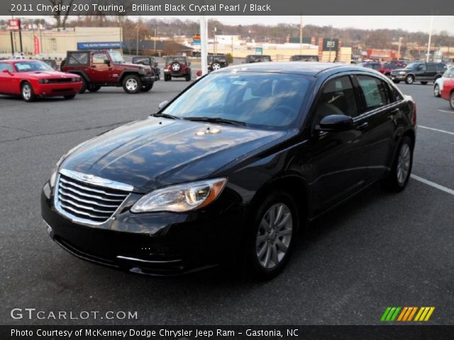 2011 Chrysler 200 Touring in Brilliant Black Crystal Pearl