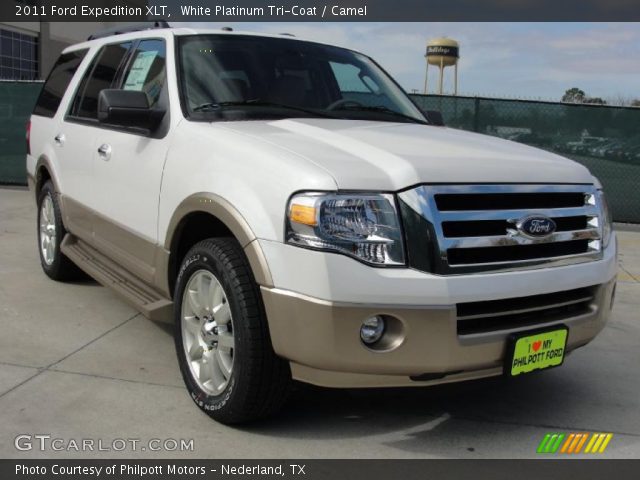 2011 Ford Expedition XLT in White Platinum Tri-Coat