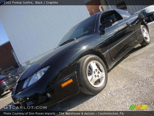 2003 Pontiac Sunfire  in Black