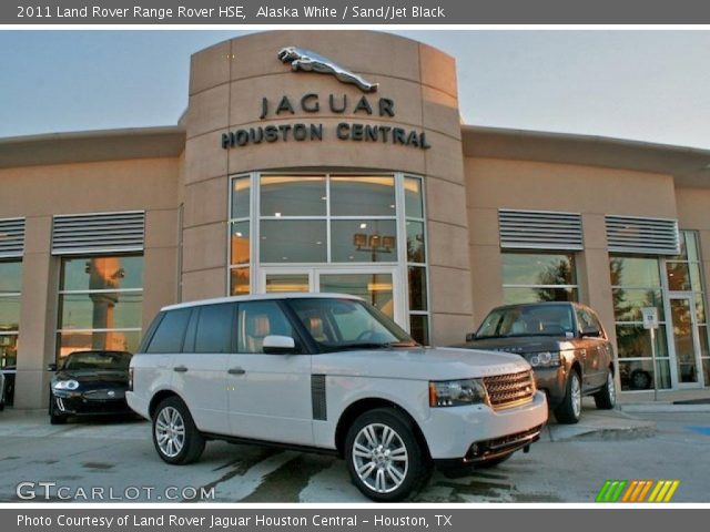 2011 Land Rover Range Rover HSE in Alaska White