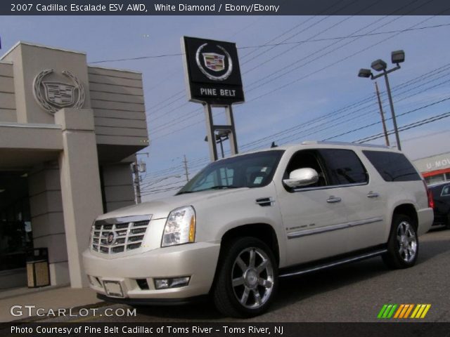 2007 Cadillac Escalade ESV AWD in White Diamond