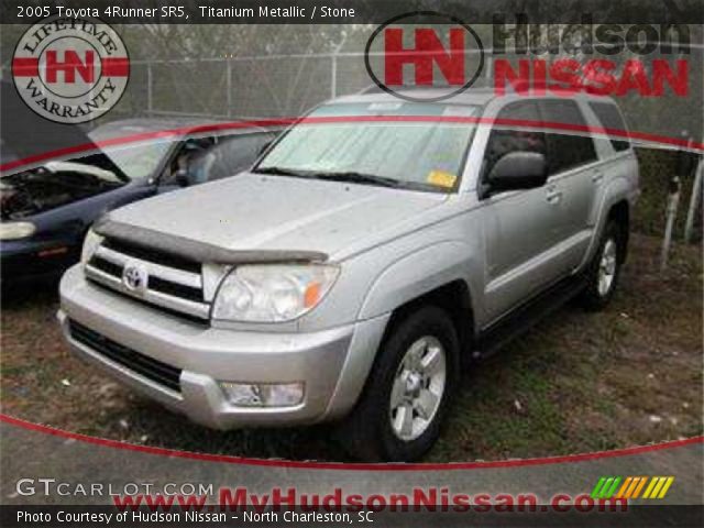 2005 Toyota 4Runner SR5 in Titanium Metallic