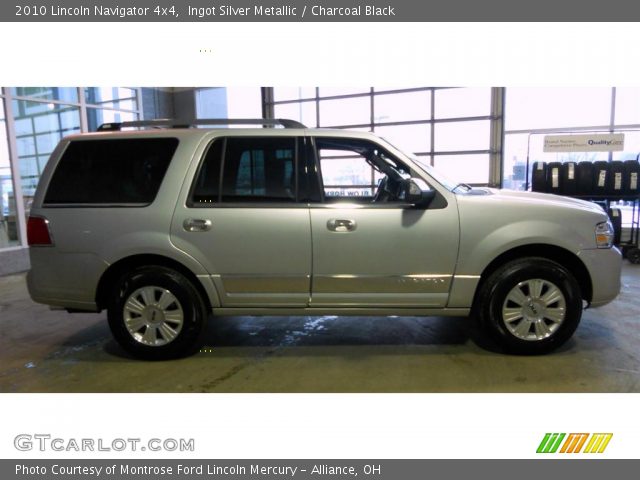 2010 Lincoln Navigator 4x4 in Ingot Silver Metallic