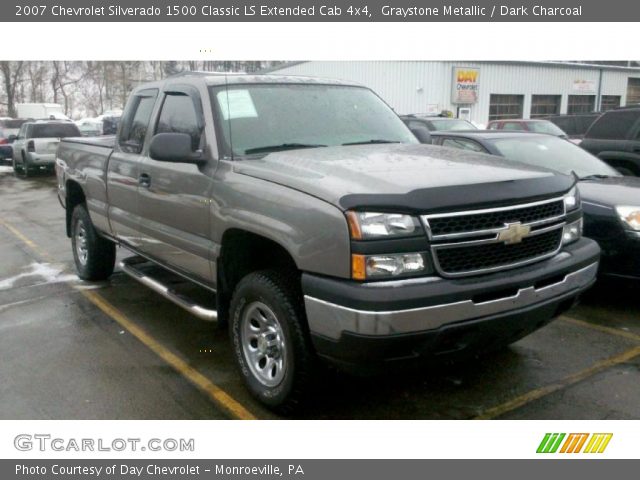 2007 Chevrolet Silverado 1500 Classic LS Extended Cab 4x4 in Graystone Metallic