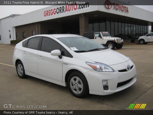 2011 Toyota Prius Hybrid III in Blizzard White Pearl