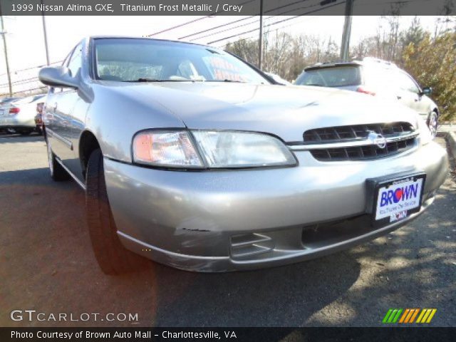 1999 Nissan Altima GXE in Titanium Frost Metallic
