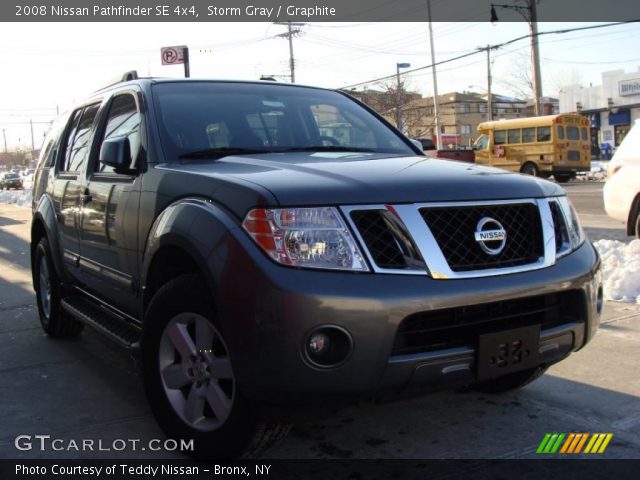 2008 Nissan Pathfinder SE 4x4 in Storm Gray