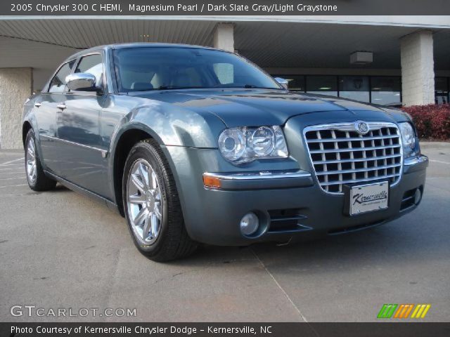 2005 Chrysler 300 C HEMI in Magnesium Pearl