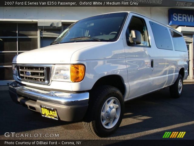 2007 Ford E Series Van E350 Passenger in Oxford White