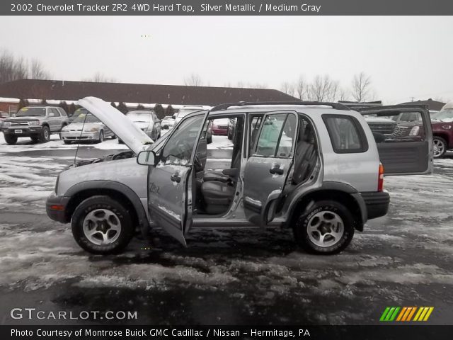 2002 Chevrolet Tracker ZR2 4WD Hard Top in Silver Metallic