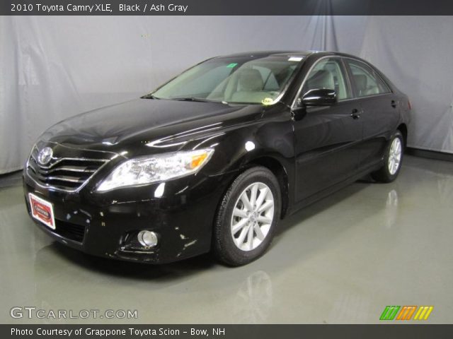 2010 Toyota Camry XLE in Black