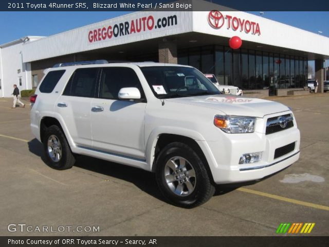 2011 Toyota 4Runner SR5 in Blizzard White Pearl