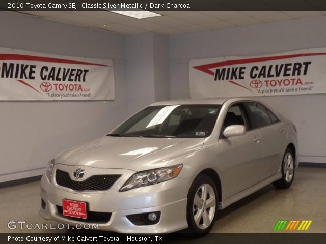 2010 Toyota Camry SE in Classic Silver Metallic