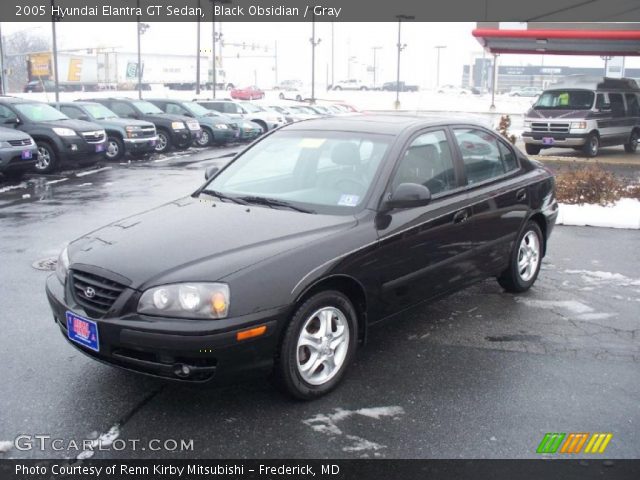 2005 Hyundai Elantra GT Sedan in Black Obsidian