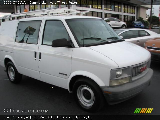 2000 GMC Safari Commercial in Ivory White