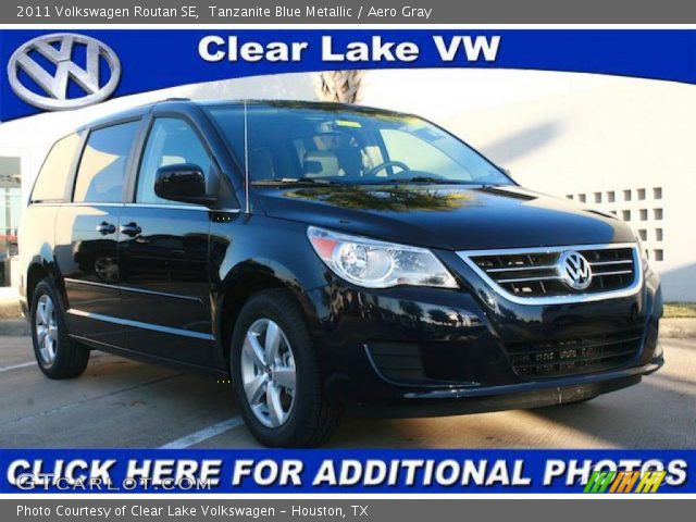 2011 Volkswagen Routan SE in Tanzanite Blue Metallic