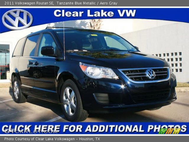 2011 Volkswagen Routan SE in Tanzanite Blue Metallic