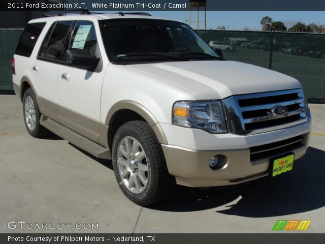 2011 Ford Expedition XLT in White Platinum Tri-Coat