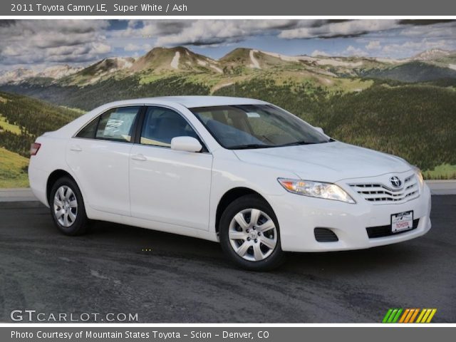 2011 Toyota Camry LE in Super White