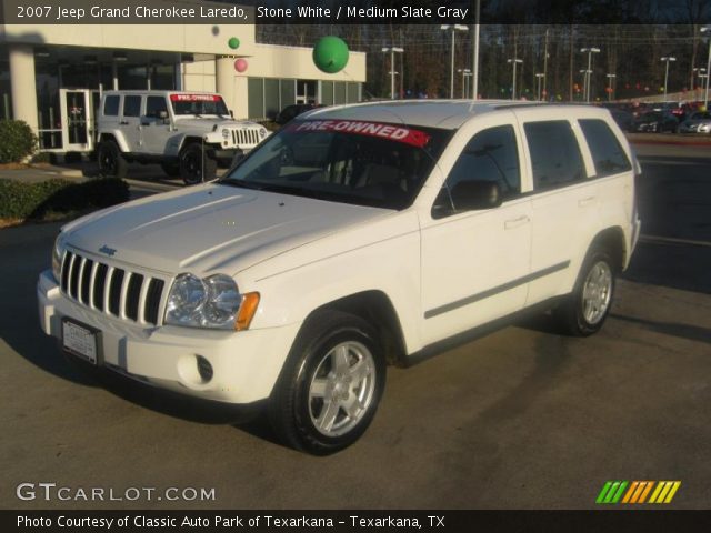 2007 Jeep Grand Cherokee Laredo in Stone White