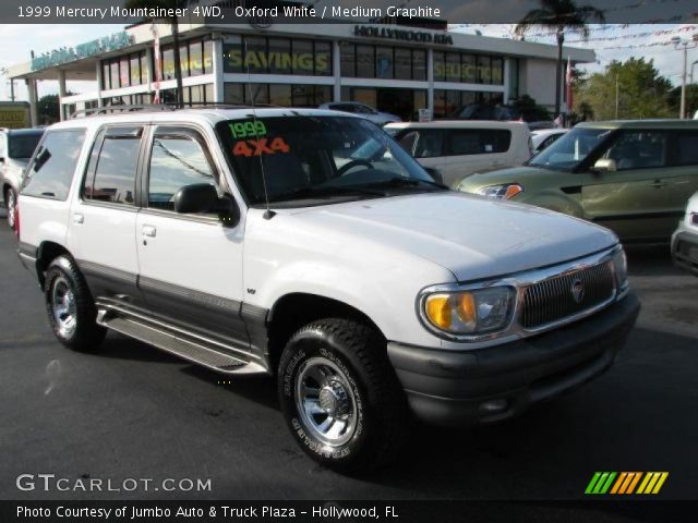 1999 Mercury Mountaineer 4WD in Oxford White