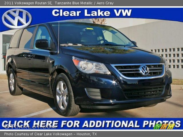 2011 Volkswagen Routan SE in Tanzanite Blue Metallic