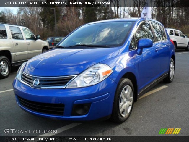 2010 Nissan Versa 1.8 S Hatchback in Metallic Blue