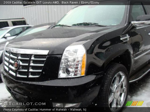2009 Cadillac Escalade EXT Luxury AWD in Black Raven