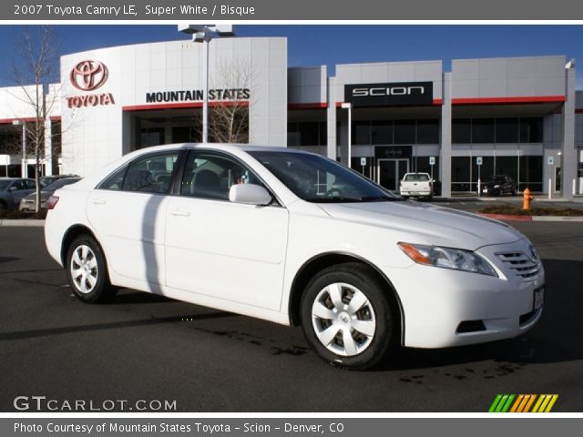 2007 Toyota Camry LE in Super White