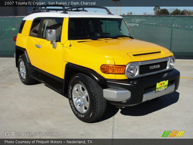 2007 Toyota FJ Cruiser  in Sun Fusion