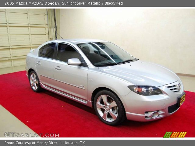 2005 Mazda MAZDA3 s Sedan in Sunlight Silver Metallic