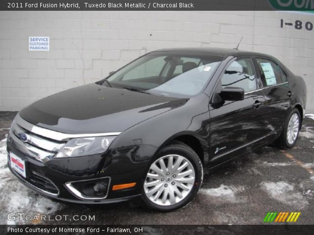 2011 Ford Fusion Hybrid in Tuxedo Black Metallic
