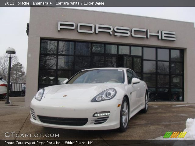 2011 Porsche Panamera 4 in Carrara White