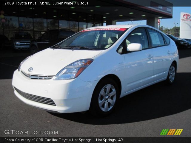 2009 Toyota Prius Hybrid in Super White