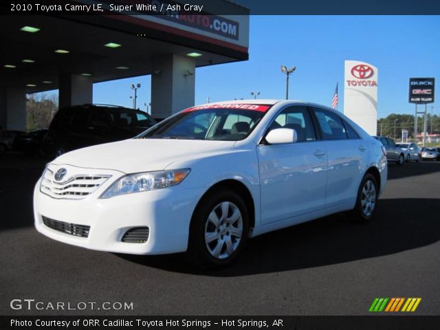 2010 Toyota Camry LE in Super White