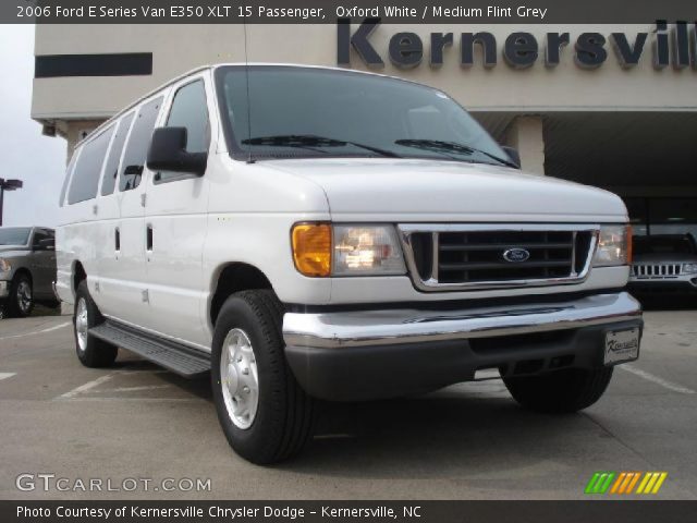 2006 Ford E Series Van E350 XLT 15 Passenger in Oxford White