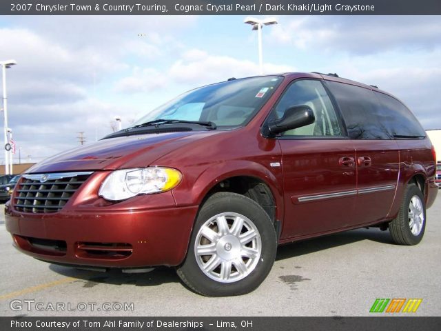2007 Chrysler Town & Country Touring in Cognac Crystal Pearl
