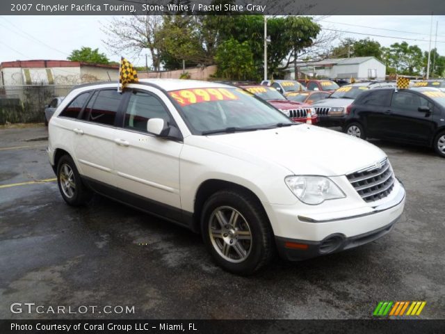 2007 Chrysler Pacifica Touring in Stone White